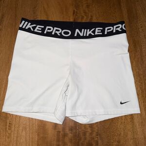 Nike Pro 365 Women's 5" Shorts Sz XL